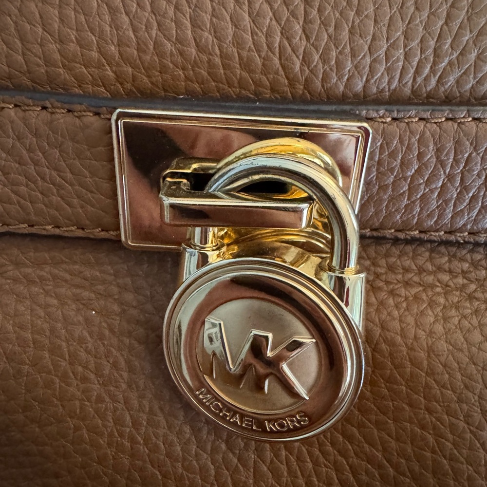 Michael Kors Brown Pebbled Leather Crossbody with Gold Hardware - Picture 3 of 6